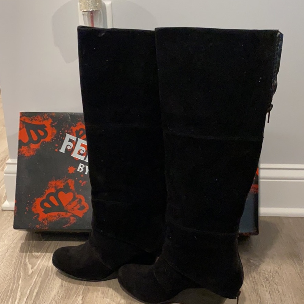Women’s boots